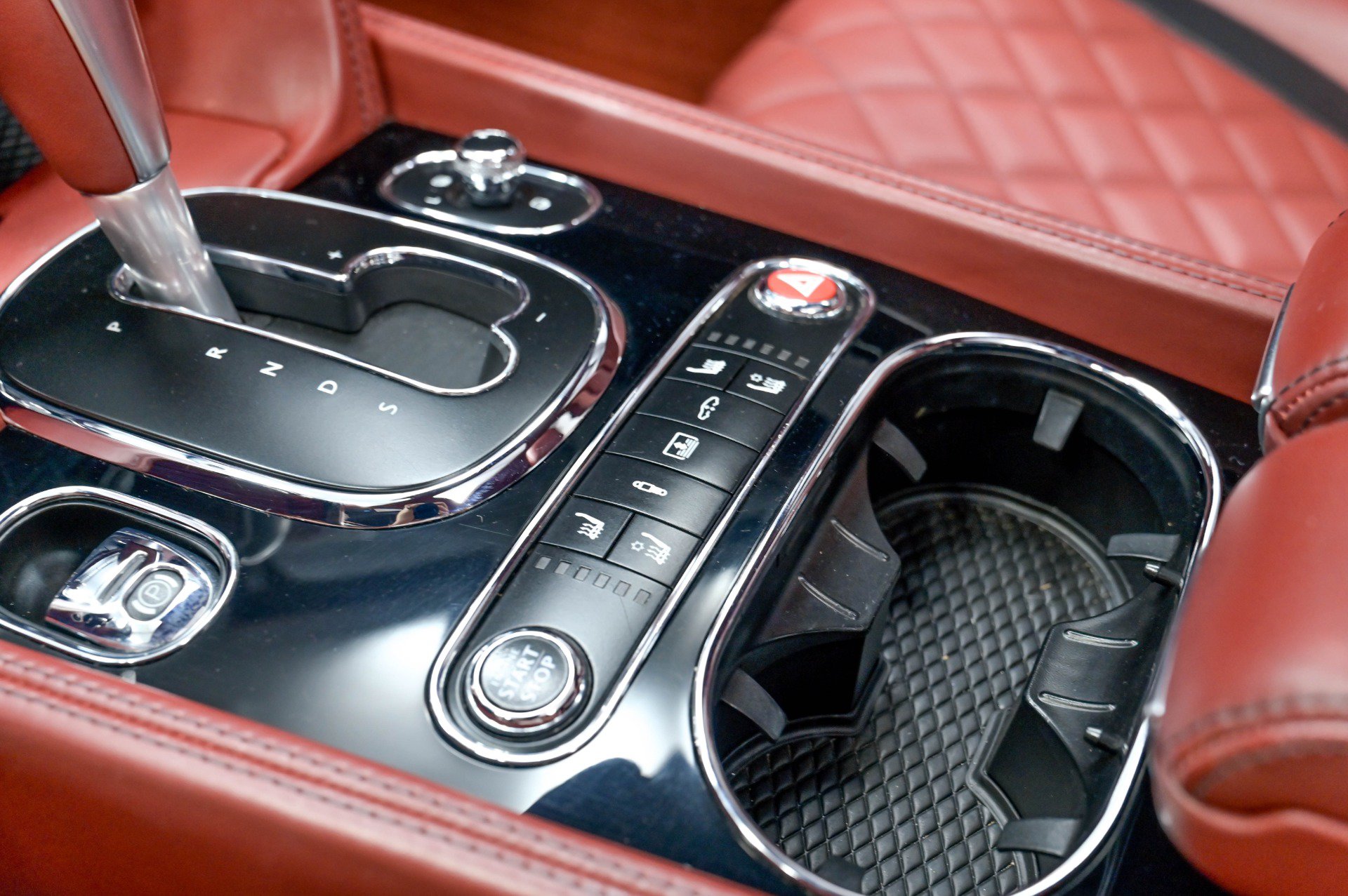 Used 2017 Bentley Flying Spur S W12 AWD/4WD image 91