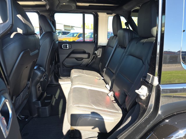 Used 2026 Jeep Wrangler Unlimited Rubicon AWD/4WD image 25