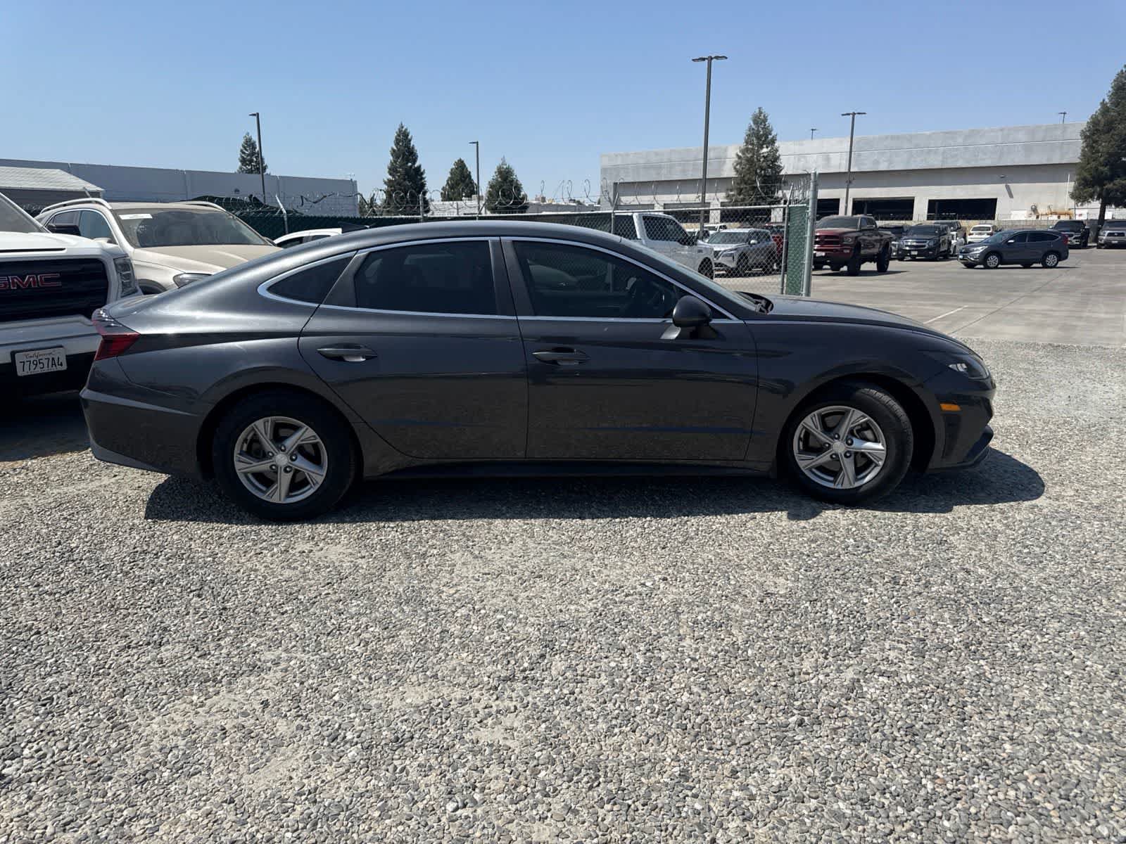 Used 2021 Hyundai Sonata SE FWD image 4