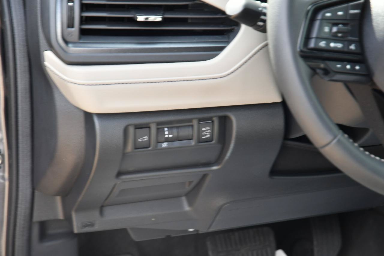Used 2026 Subaru Forester Premium AWD/4WD image 10