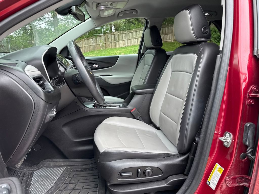 Used 2018 Chevrolet Equinox Premier FWD image 11