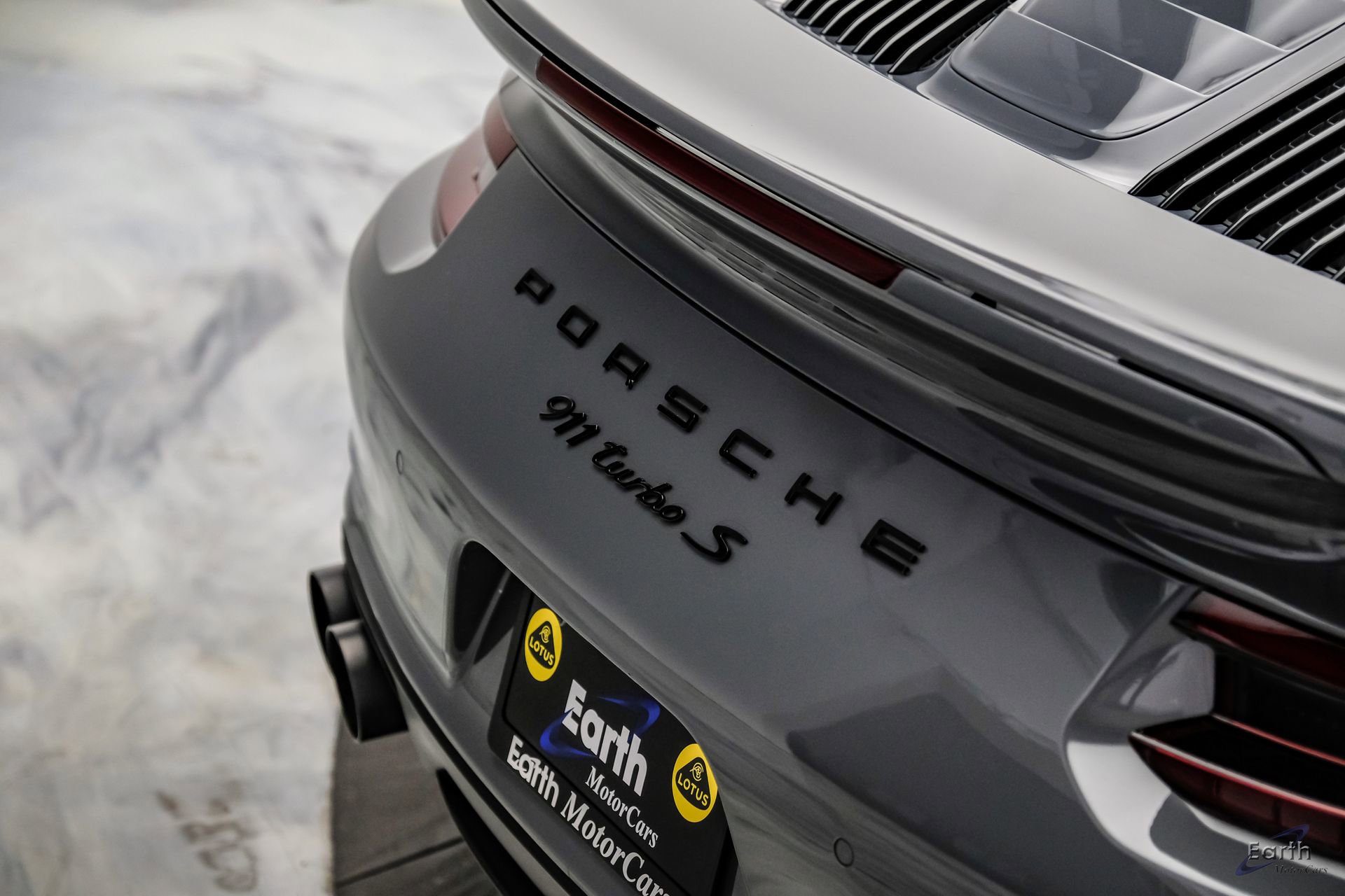 Used 2017 Porsche 911 Turbo S AWD/4WD image 18