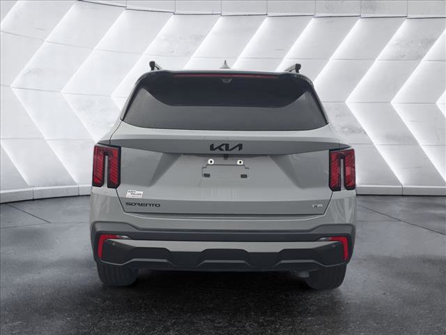 Used 2025 Kia Sorento SX Prestige image 4