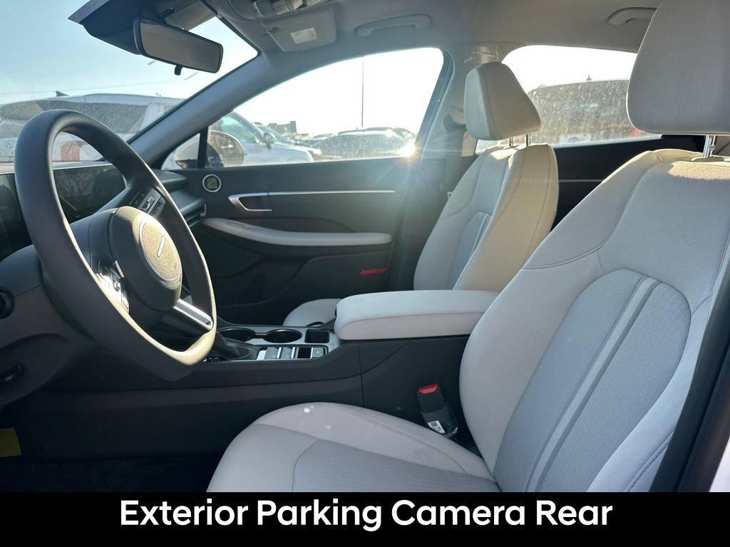 Used 2026 Hyundai Sonata SE FWD image 17