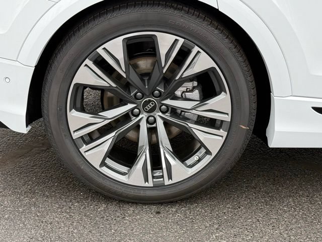 New 2026 Audi Q8 Premium Plus AWD/4WD image 6