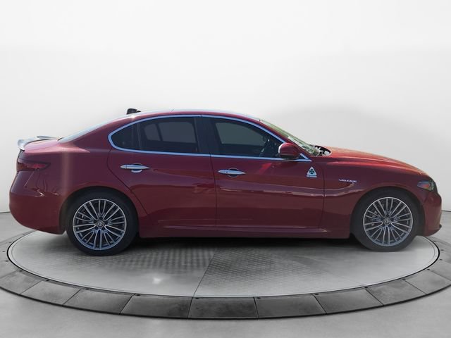 Used 2017 Alfa Romeo Giulia Ti w/ TI Lusso Light Wood Package RWD image 6