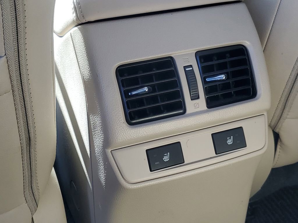 Used 2016 Subaru Outback 3.6R Limited image 30