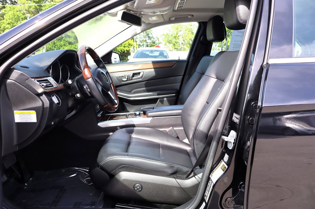 Used 2014 Mercedes-Benz E 250 BlueTEC Sedan image 15