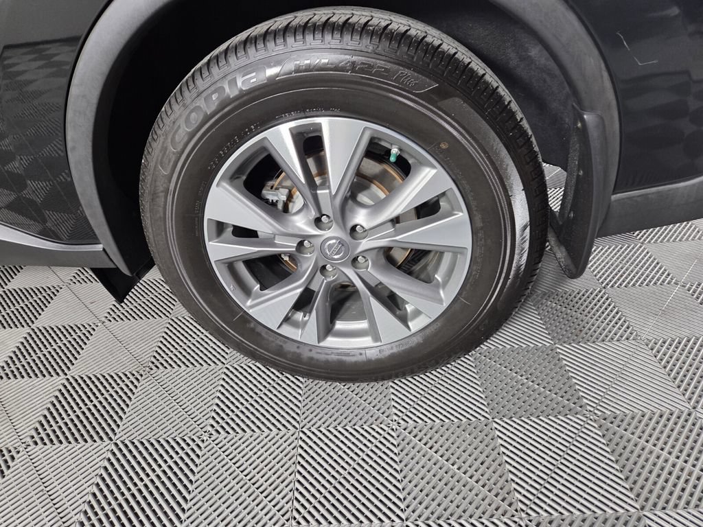 Used 2018 Nissan Murano S w/ Cargo Package FWD image 25