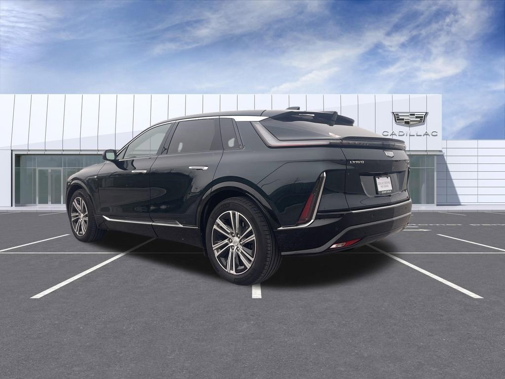 Certified 2024 Cadillac Lyriq Luxury image 6