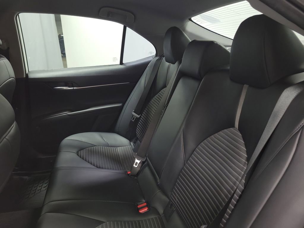 Used 2023 Toyota Camry SE image 20