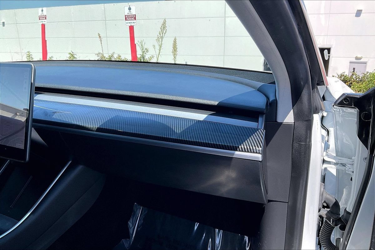 Used 2020 Tesla Model 3 Standard Range Plus RWD image 29