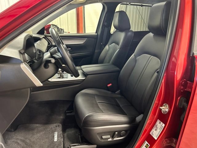 Used 2025 MAZDA CX-90 3.3 Turbo w/ Preferred Package AWD/4WD image 13