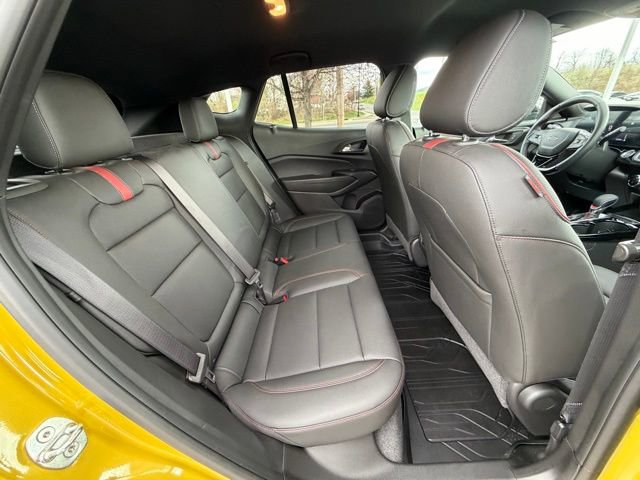 Certified 2024 Chevrolet Trax RS w/ Driver Confidence Package image 36