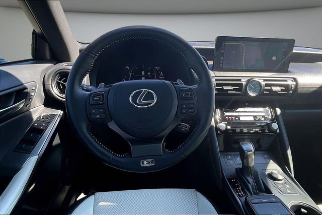 Used 2023 Lexus IS 500 image 8