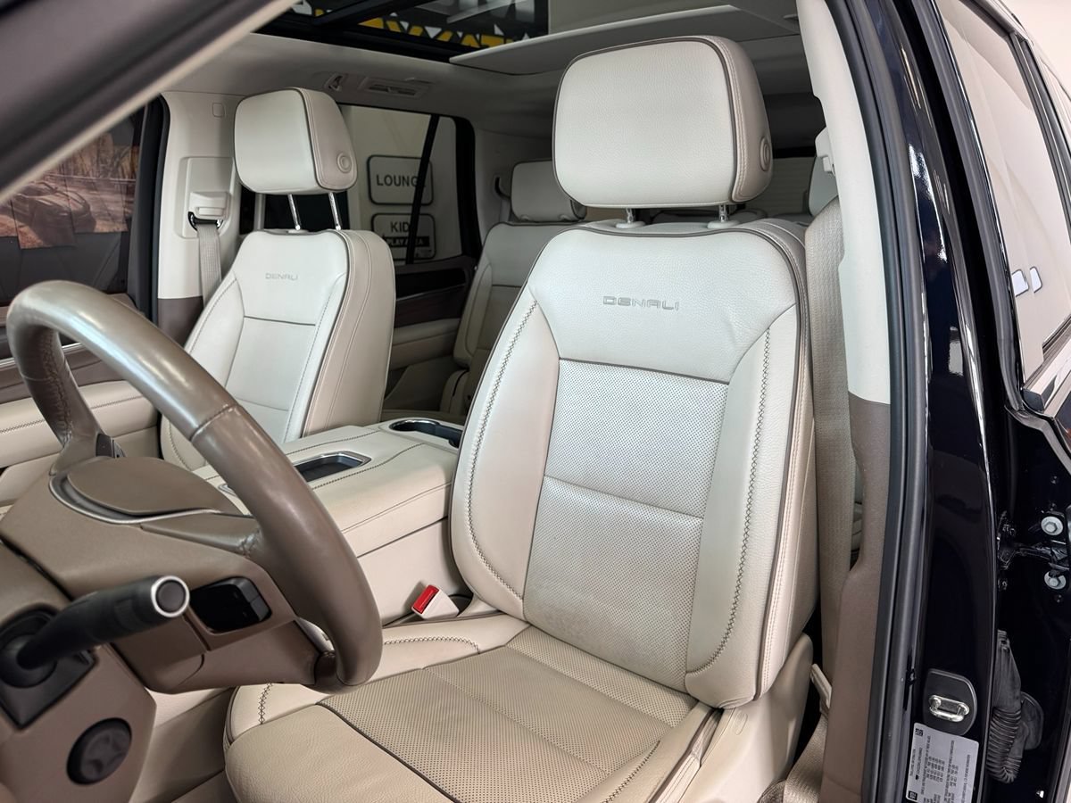 Used 2023 GMC Yukon Denali AWD/4WD image 13