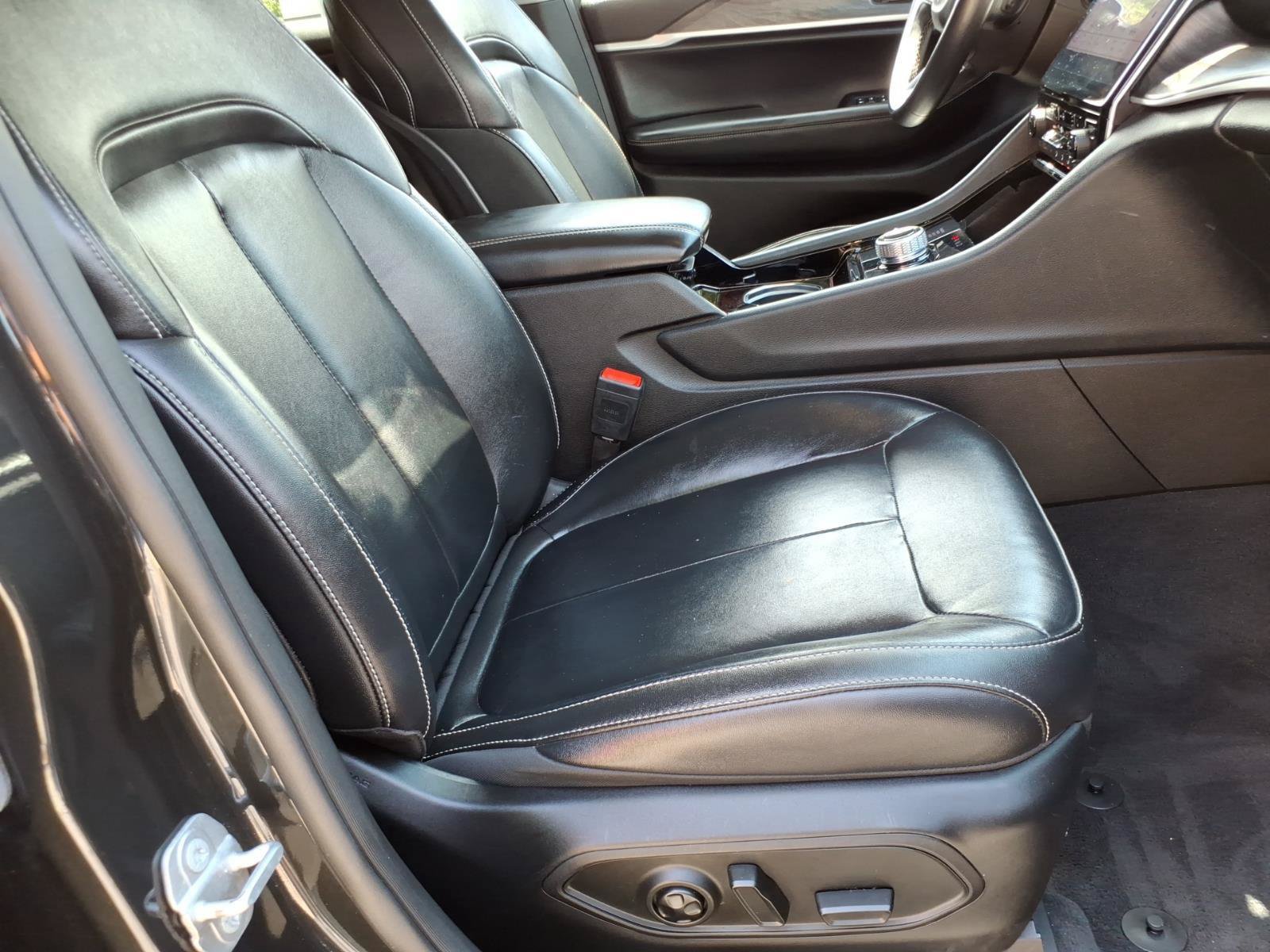 Used 2021 Jeep Grand Cherokee L Limited AWD/4WD image 23