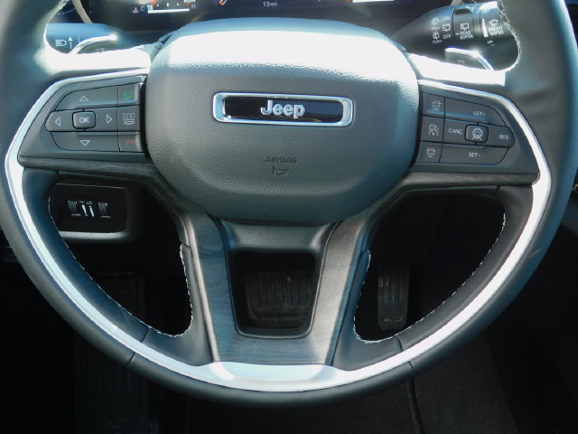 New 2026 Jeep Grand Cherokee Altitude AWD/4WD image 7