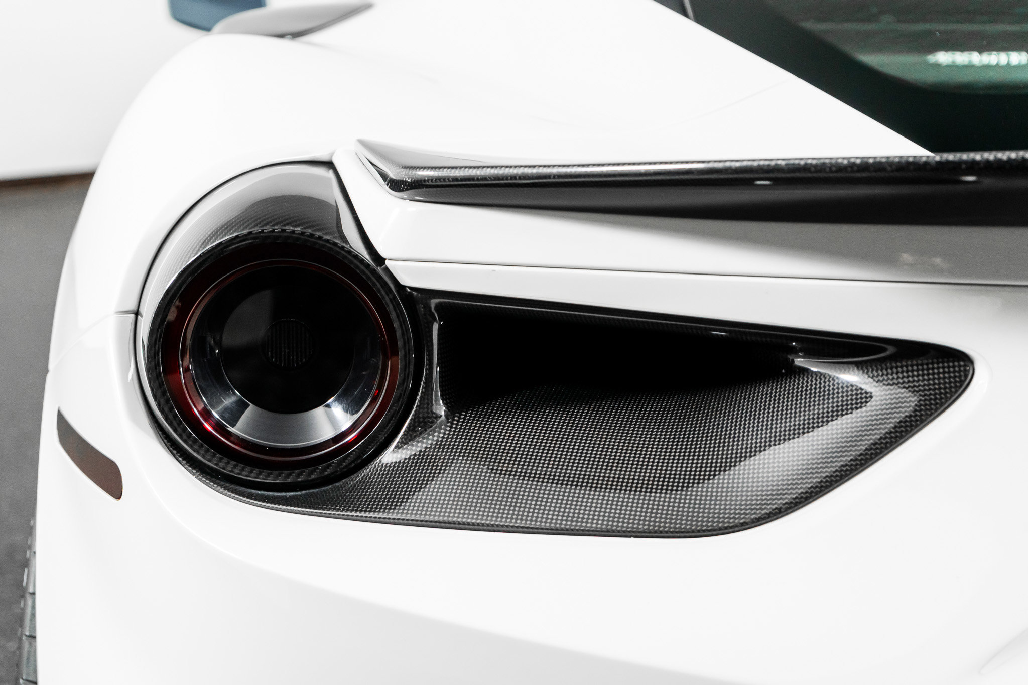 Used 2016 Ferrari 488 GTB image 12