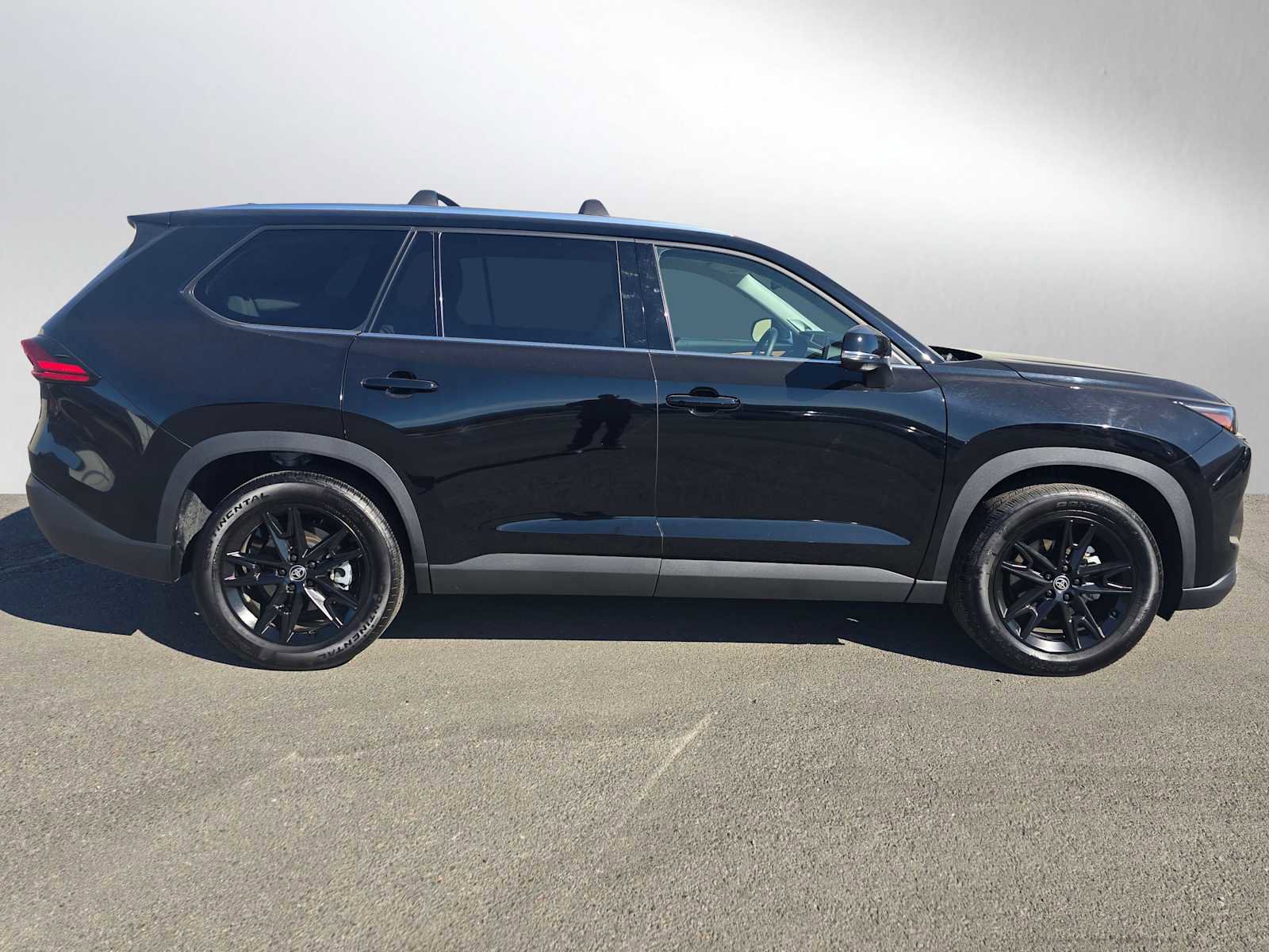 Used 2024 Toyota Grand Highlander Limited image 2