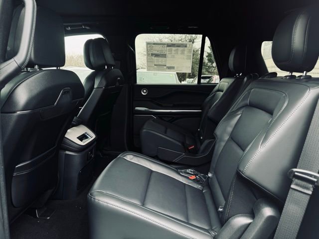 New 2026 Lincoln Navigator Reserve w/ Jet Appearance Package image 23