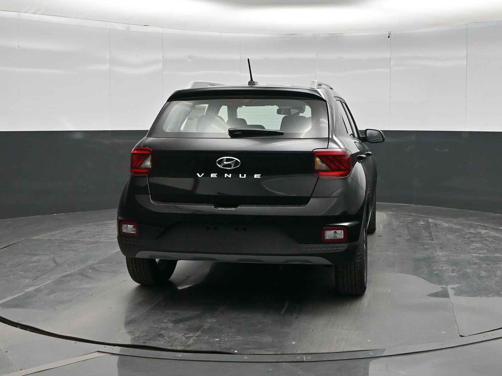 New 2026 Hyundai Venue SEL FWD image 6