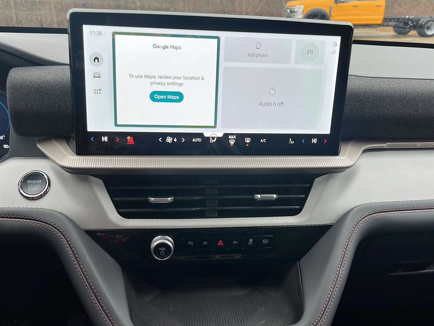 Used 2025 Ford Explorer Active w/ Active Comfort Package image 13