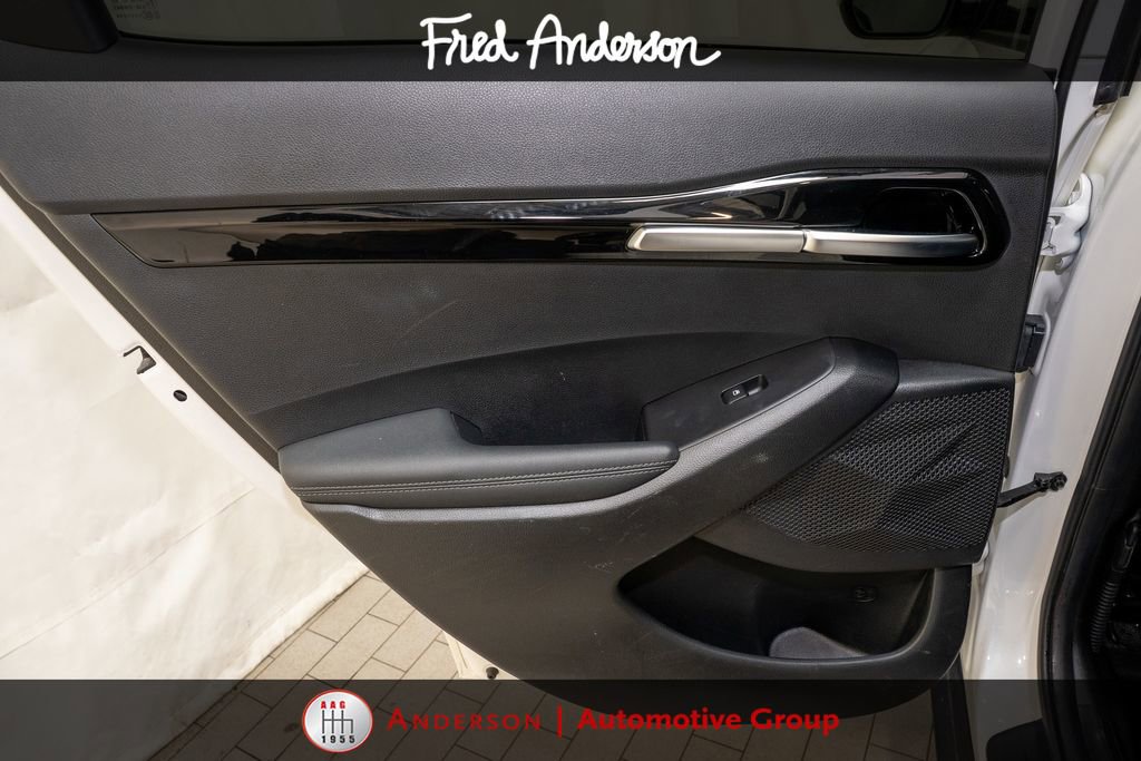 Used 2025 Kia Seltos S FWD image 9