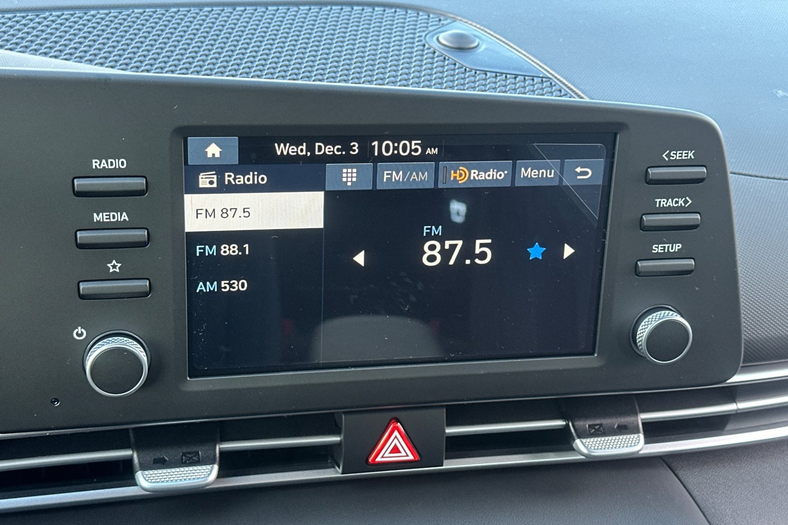 New 2026 Hyundai Elantra SE FWD image 17