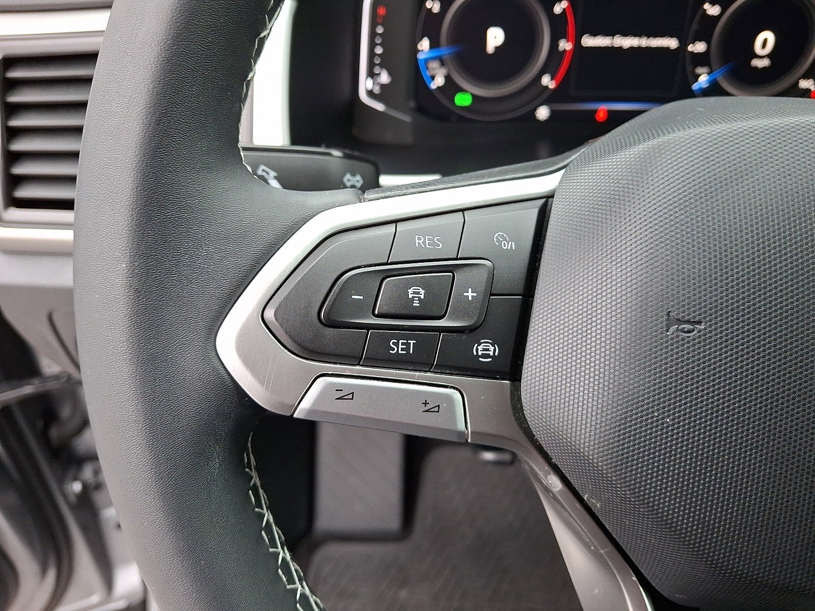 Used 2022 Volkswagen Atlas SE image 22