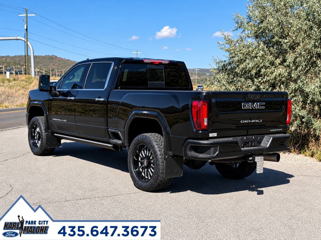 Used 2022 GMC Sierra 2500 Denali w/ Denali Black Diamond Edition AWD/4WD image 3