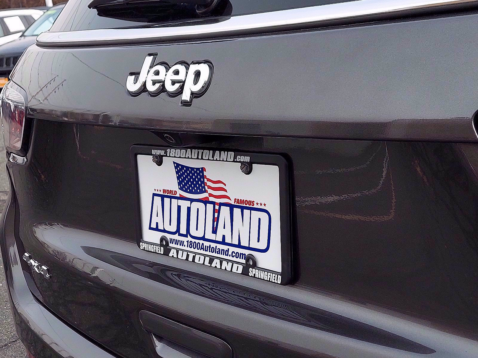 Used 2018 Jeep Compass Latitude w/ Safe & Security Group AWD/4WD image 31