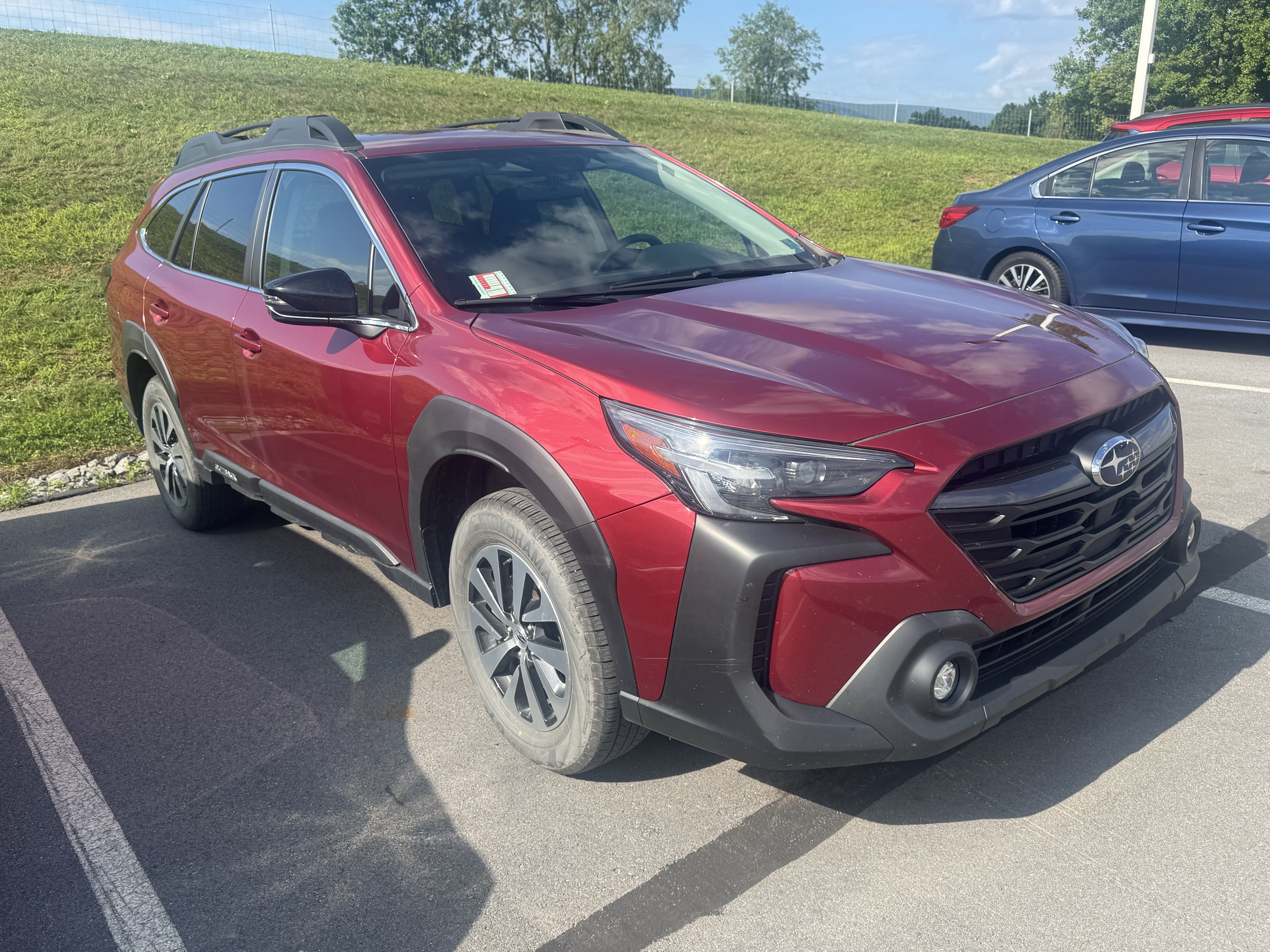 Certified 2024 Subaru Outback Premium AWD/4WD image 1