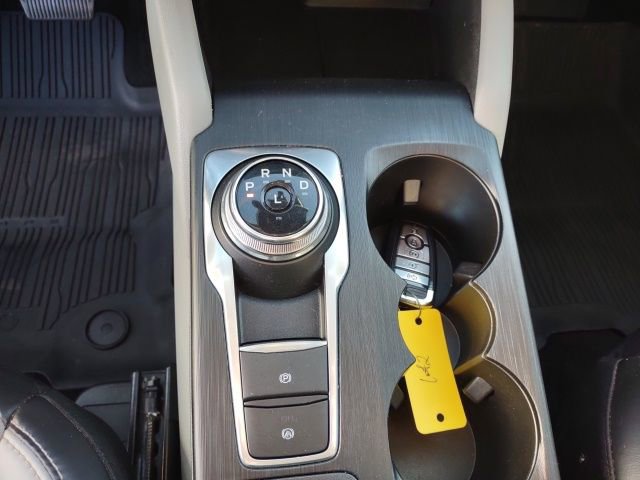 Used 2025 Ford Escape SE image 14