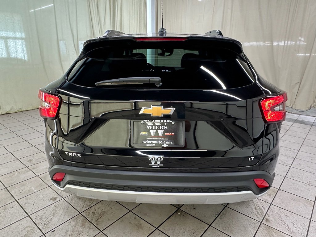 Certified 2025 Chevrolet Trax LT w/ LT Convenience Package image 6
