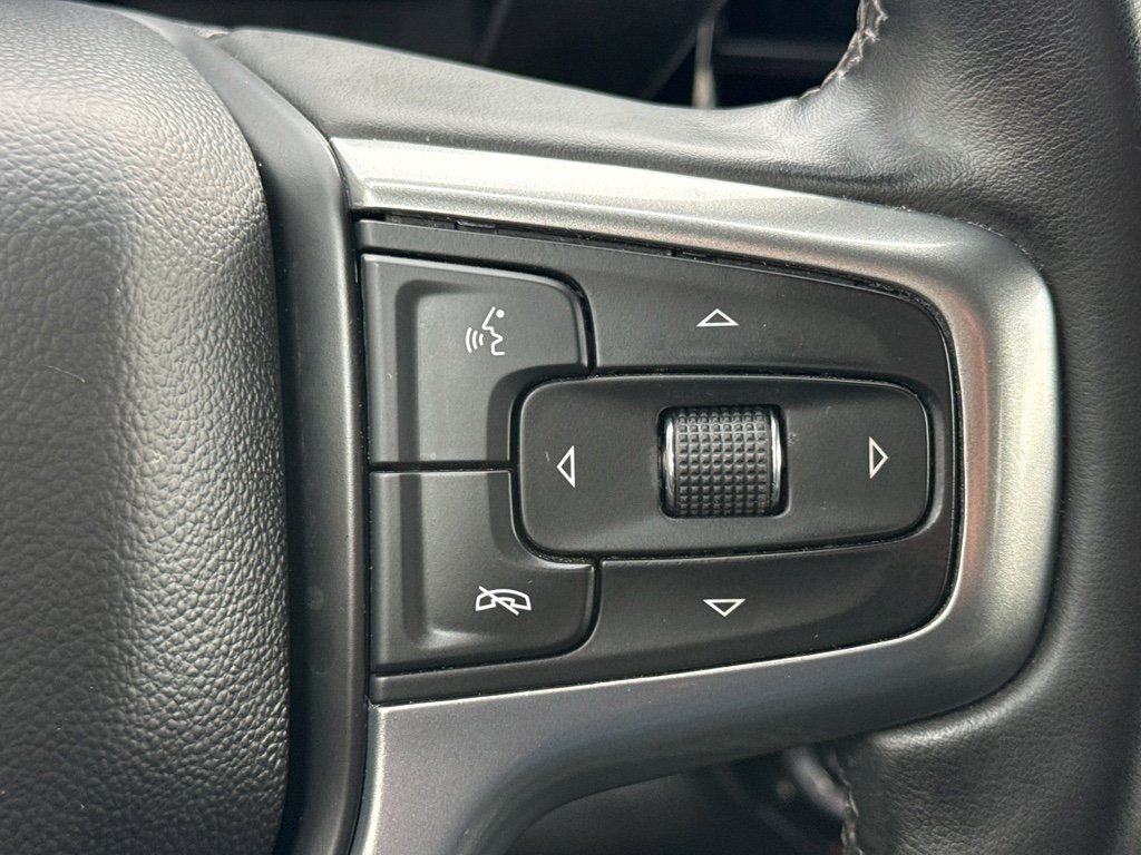 Used 2025 Chevrolet Silverado 1500 LT AWD/4WD image 27