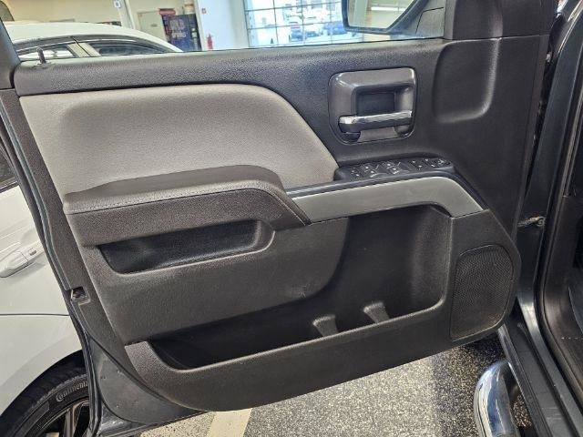 Used 2018 Chevrolet Silverado 1500 LT w/ All Star Edition AWD/4WD image 28