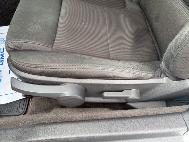 Used 2013 Ford Mustang Convertible image 13