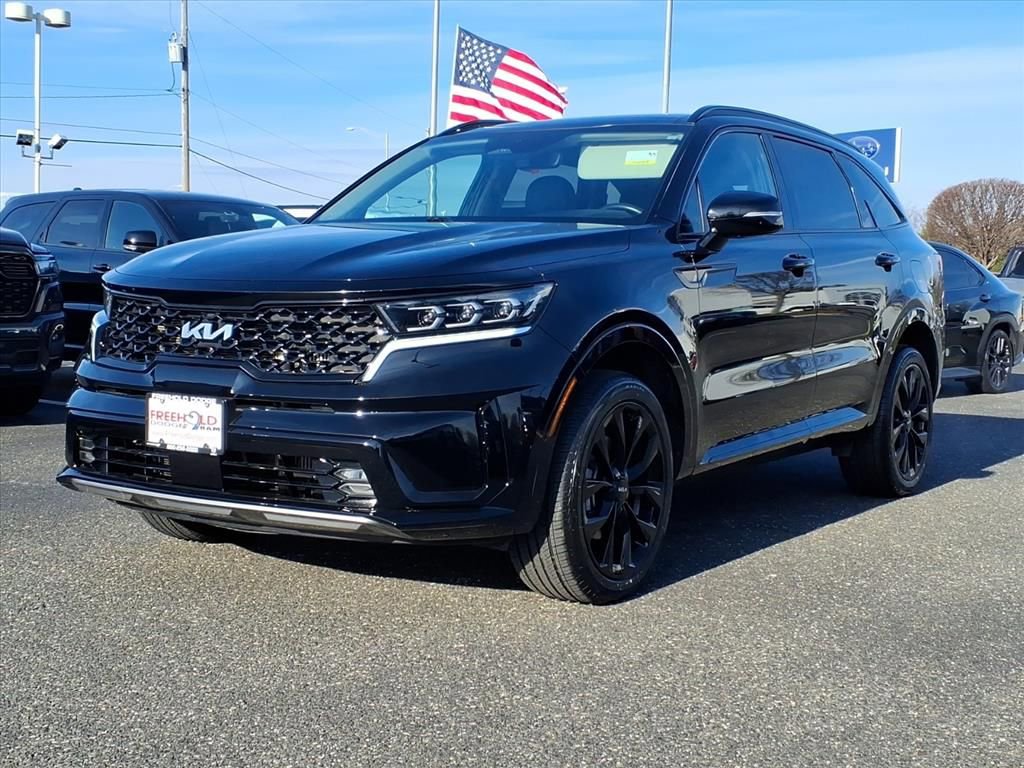 Used 2023 Kia Sorento SX image 3
