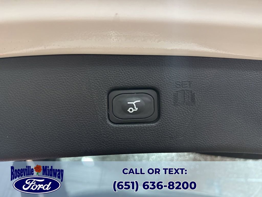 Used 2023 Ford Edge Titanium image 41