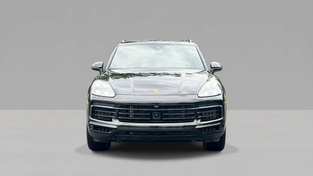 Used 2023 Porsche Cayenne S AWD/4WD image 3