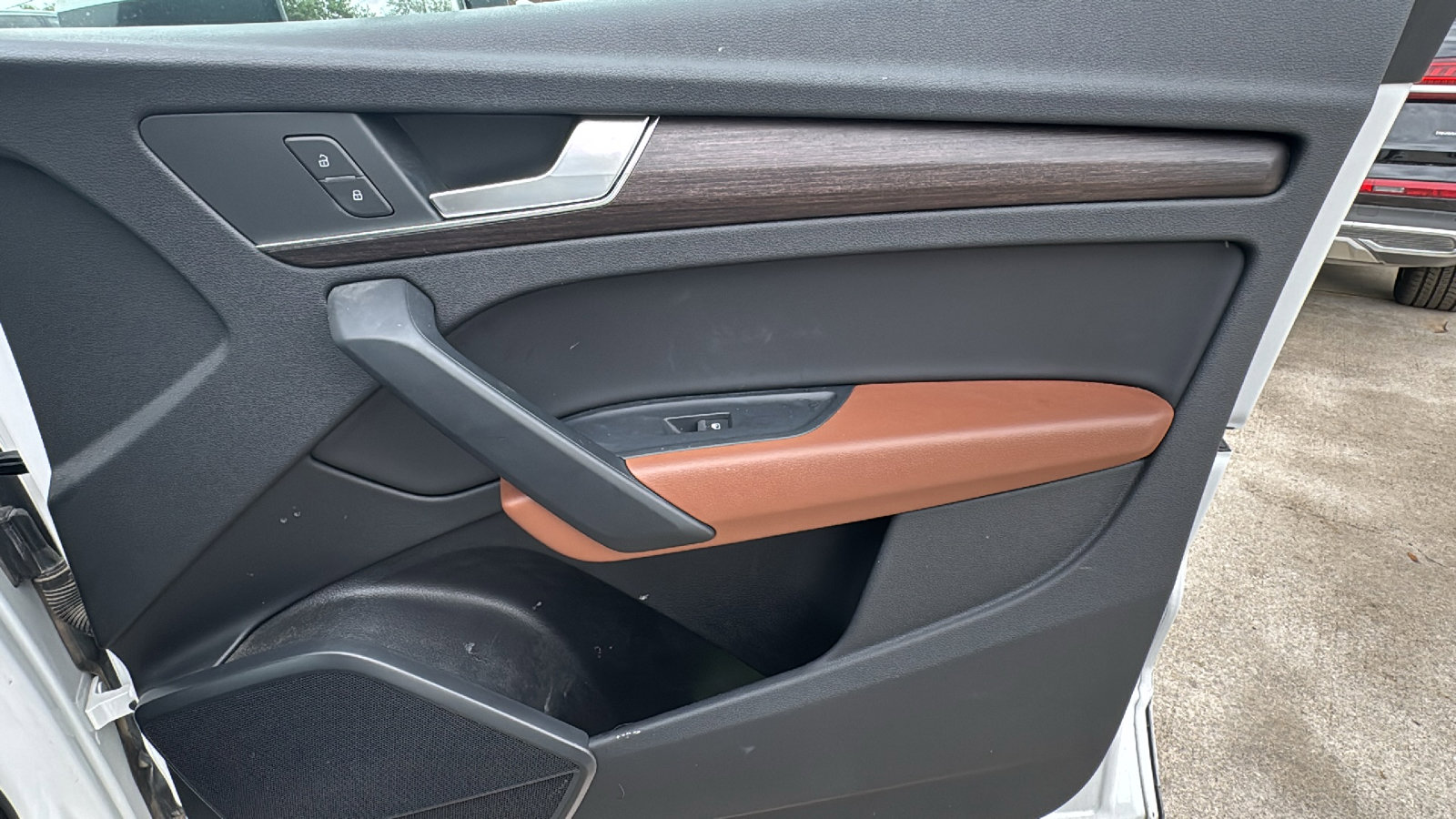 Used 2025 Audi Q5 e Premium image 29