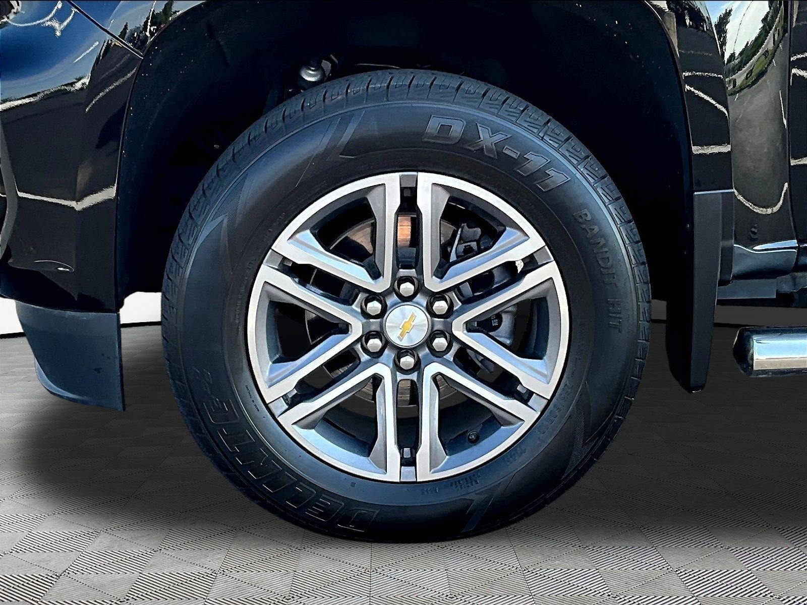 Used 2022 Chevrolet Colorado W/T w/ Custom Special Edition RWD image 32
