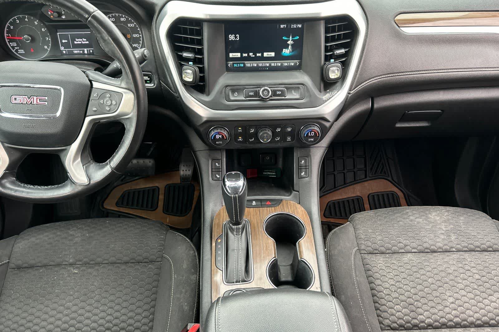 Used 2018 GMC Acadia SLE FWD image 4