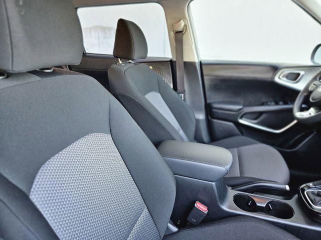 Used 2024 Kia Soul LX w/ Option Group 015 image 14