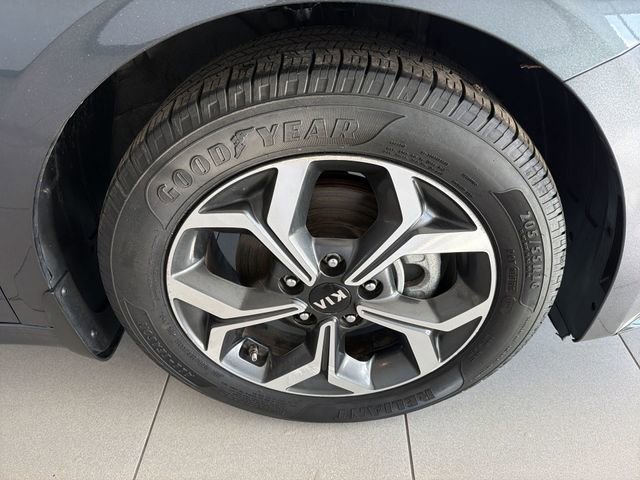 Used 2019 Kia Forte LXS image 14
