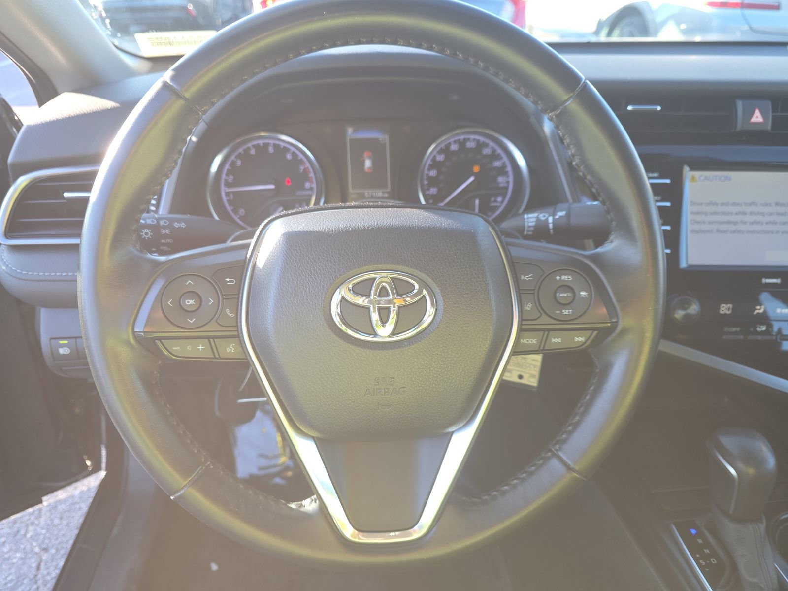 Used 2020 Toyota Camry SE image 14