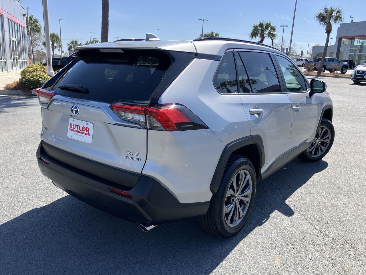 Certified 2024 Toyota RAV4 XLE Premium image 5