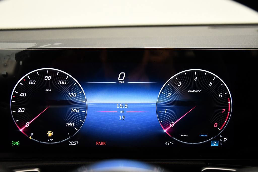 New 2026 Mercedes-Benz GLB 250 4MATIC image 9