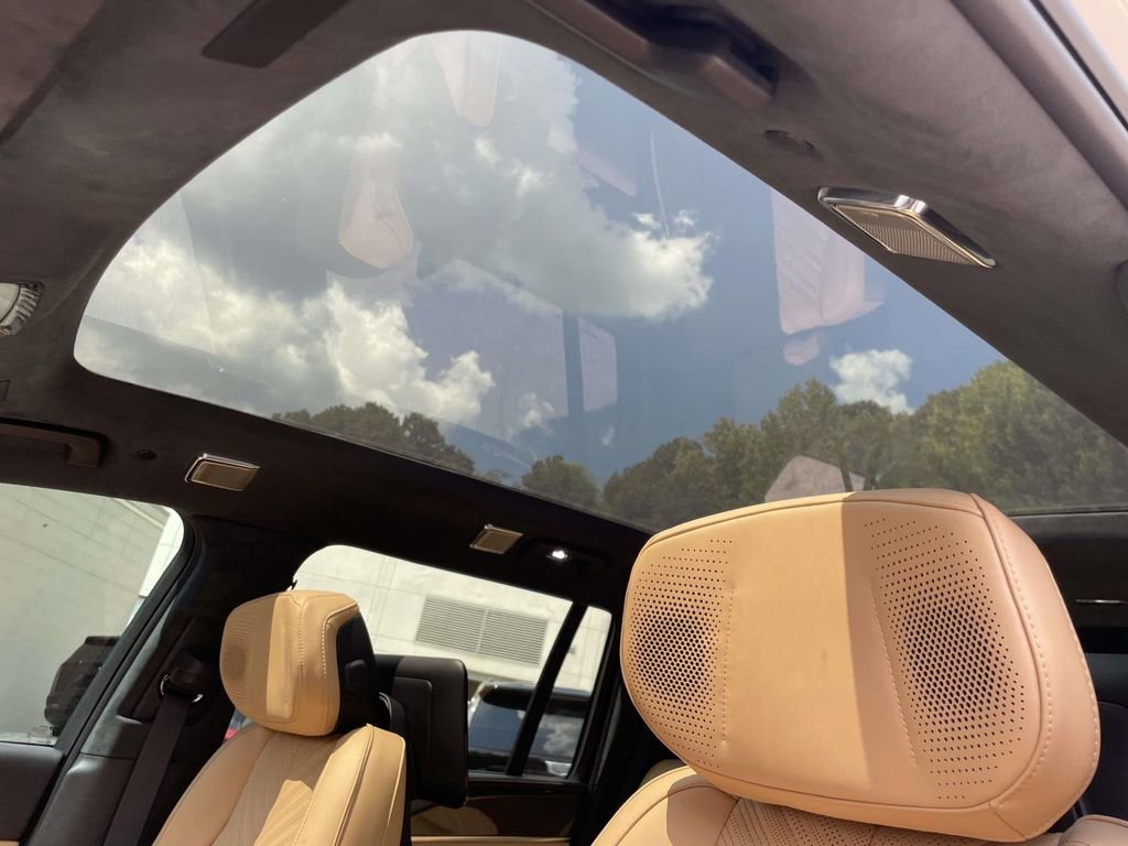 New 2026 Cadillac Escalade IQL Sport 2 w/ LPO, ONYX Package image 21